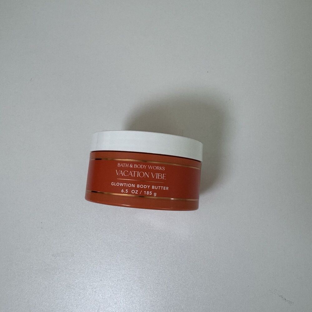 Bath & Body Works Vacation Vibe Whipped Pistachio & Amber Glowtion Body Butter - Picture 2 of 3